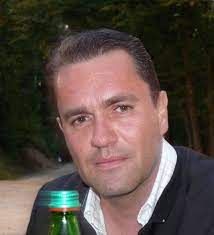 Profilna fotografija: Jurij Hudolin