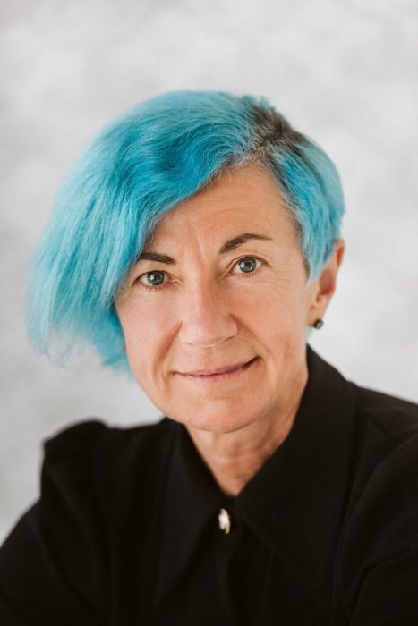 Profilna fotografija: Suzana Tratnik